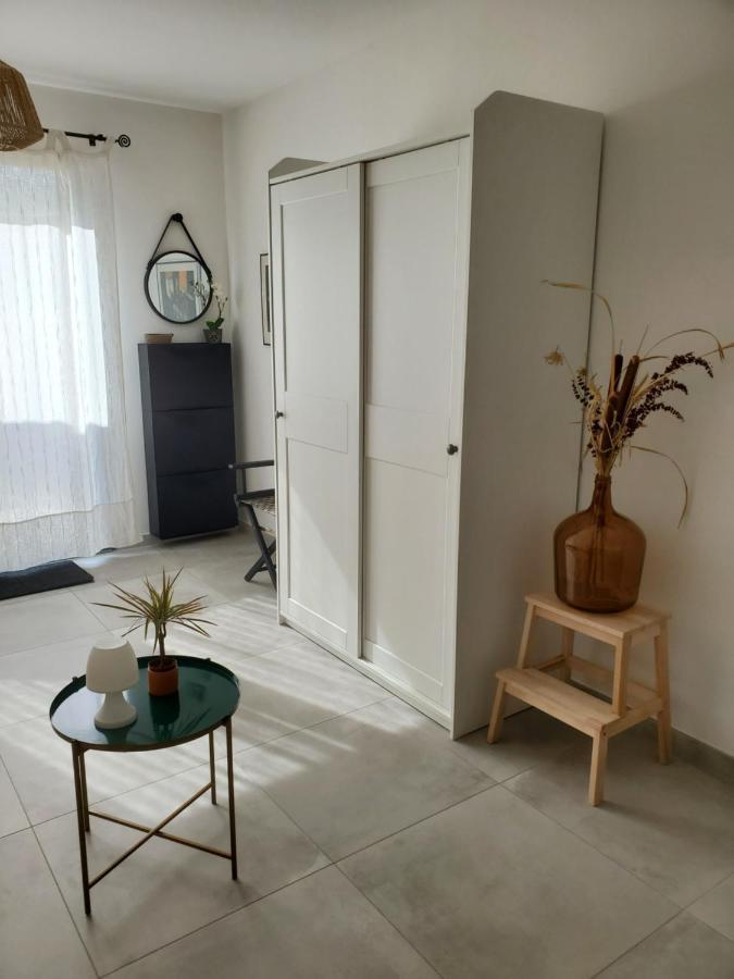 Charmant Studio Moderne Avec Exterieur "Dormir En Provence" Fontvieille Eksteriør bilde